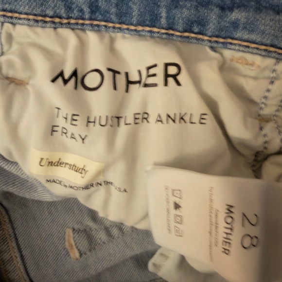 MOTHER Hustler Ankle Jeans in Understudy - Picture 5 of 5